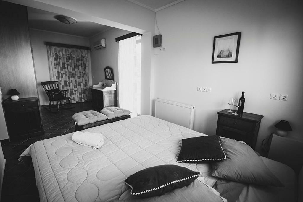 Villa Soula Anavyssos Bagian luar foto
