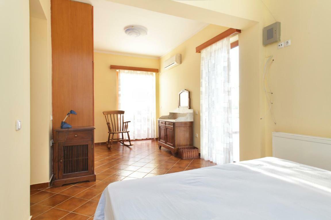 Villa Soula Anavyssos Bagian luar foto