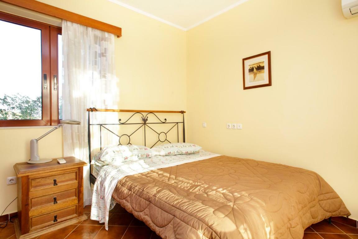 Villa Soula Anavyssos Bagian luar foto